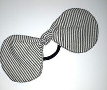 Cargar imagen en el visor de la galería, Coletero orejas / Ear knot elastic band
